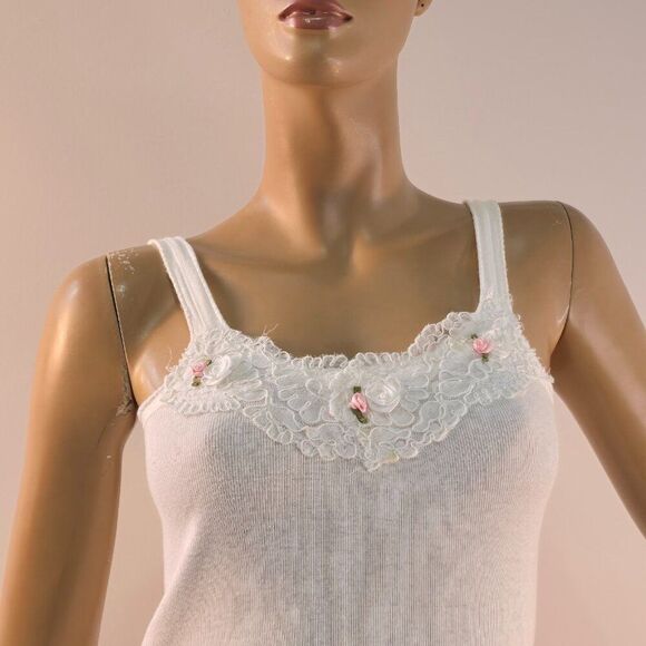 Vintage Cami Tank Top On Your Back By Jodi White Size S Lace Rosettes - Picture 1 of 9
